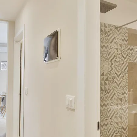 Appartement Corsica Boutique 10 By Wonderful Italy Genua